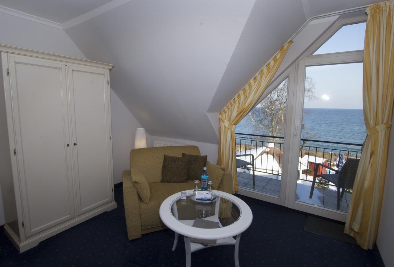 Hotel Wilhelmshoehe Rostock Exterior photo